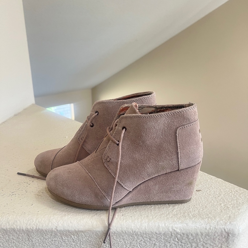Toms Womens Suede Desert Ankle Boots Taupe Wedge Heels Lace Up Size‎ 10